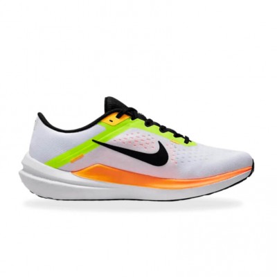 chaussure de running Nike Winflo 10