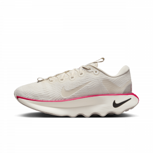 Chaussure de marche Nike Motiva pour femme - Marron