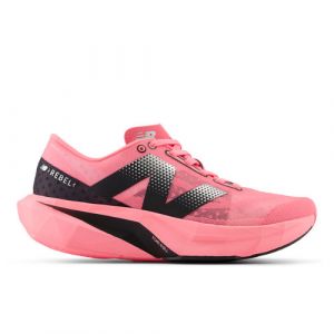 New Balance Femme FuelCell Rebel v4 en Rose/Noir/Blanc