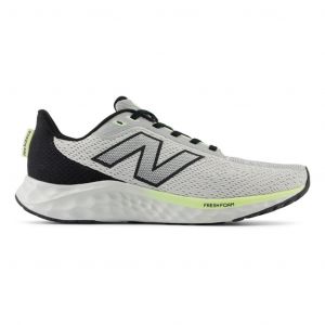 Chaussures New Balance Fresh Foam Arishi v4 gris noir - 42