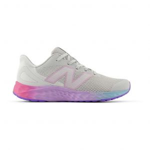 Chaussures New Balance Fresh Foam Arishi v4 gris clair junior - 40