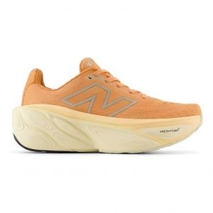 Chaussures New Balance Fresh Foam X More v5 orange femme - 42.5