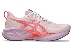 ASICS Novablast 5 White / Coral Reef Femmes Taille 41.5