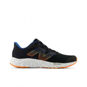 New Balance Enfant Fresh Foam Arishi v4 en Noir/Bleu/Orange