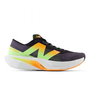 New Balance Homme FuelCell Rebel v4 en Noir/Gris/Marron/Vert