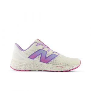 New Balance Enfant Fresh Foam Arishi v4 en Blanc/Mauve/Rose