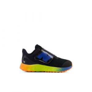 New Balance Enfant Fresh Foam Arishi v4 Hook and Loop en Noir/Orange/Bleu/Vert