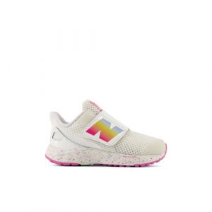 New Balance Enfant Fresh Foam Arishi v4 Hook and Loop en Blanc/Mauve/Rose