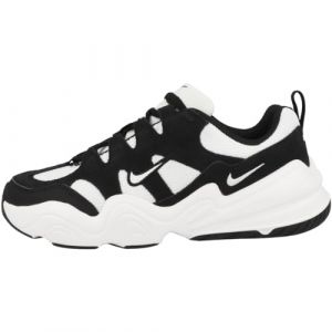 Nike Baskets Tech Hera pour femme