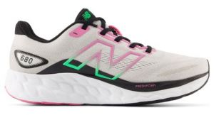 Chaussures running new balance fresh foam 680 v8 gris rose femme