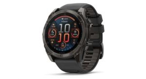 Montre gps garmin fenix 8 amoled   51 mm sapphire titane carbon gray dlc avec bracelet en silicone noir gris