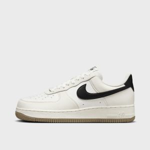 WMNS Air Force 1 '07, Nike, Nike Air Force 1, en blanc, taille: 36.5