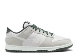 NIKE Homme Dunk Low Retro SE Sneaker