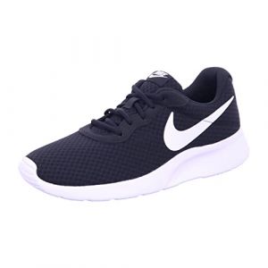 Nike Tanjun'