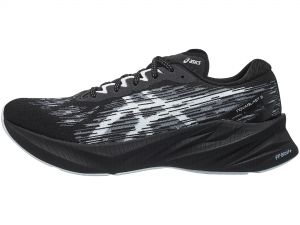 Chaussures Homme ASICS Novablast 3 Noir/Blanc
