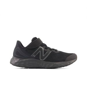 New Balance Enfant Fresh Foam Arishi v4 Bungee Lace with Top Strap en Noir, Synthetic, Taille 35