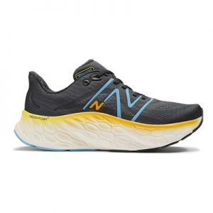 Chaussures New Balance Fresh Foam More v4 noir blanc jaune - 47.5