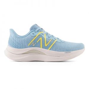Chaussures New Balance FuelCell Propel v4 bleu clair blanc femme - 41