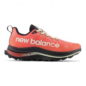 Chaussures New Balance FuelCell SuperComp Trail rouge blanc noir femme - 41.5